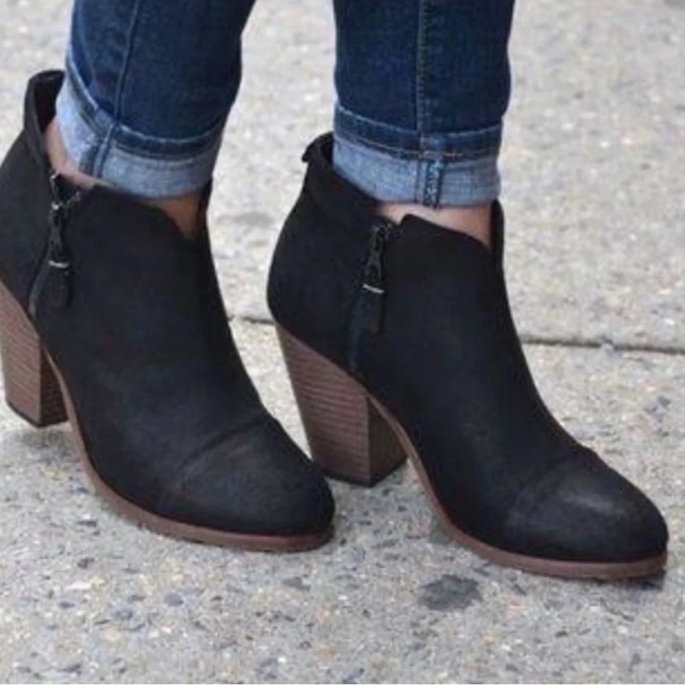 RAG + BONE Margot Black Waxed Suede Boots Size 9.5